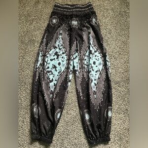 Emery Rose Black and Blue Patterned Harem Pants Small